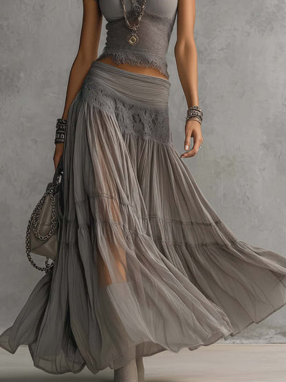 Christine | Conjunto top gris con paneles de encaje y falda larga plisada