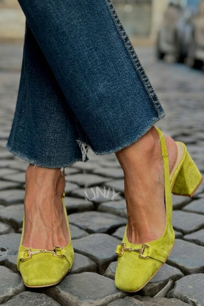 Tacones de bloque slingback en ante color oliva