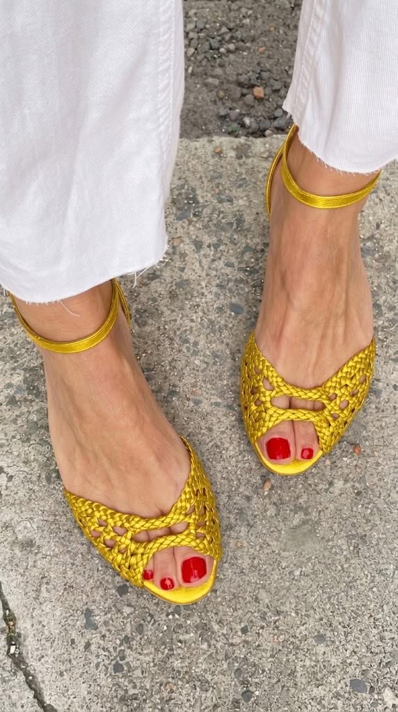 Sandalias planas con recortes entrelazados elegantes, de puntera abierta, con correa al tobillo