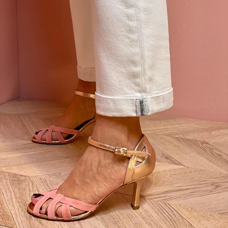 Tacones de aguja con recortes, puntera descubierta y bloques de color