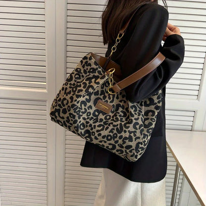 Adele · Bolso espacioso de leopardo y refinado