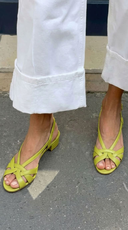 Claire · Sandalias Slingback de Piel Nude — Verde Lima