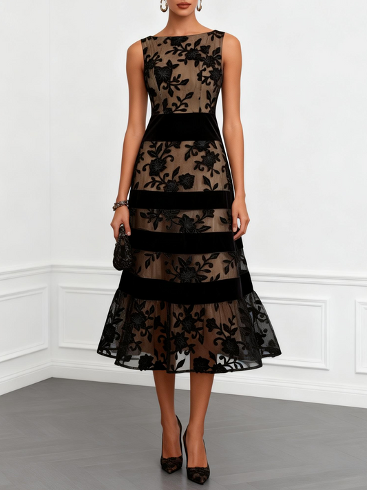 Solène | Vestido midi trapecio de tul negro con estampado floral y sin mangas