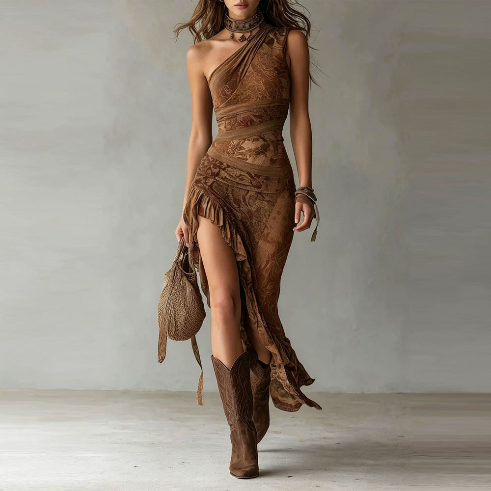 Elena | Vestido maxi asimétrico con estampado audaz y abertura con volante — foto 2
