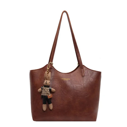 Emilia · Bolso vegano espacioso y refinado