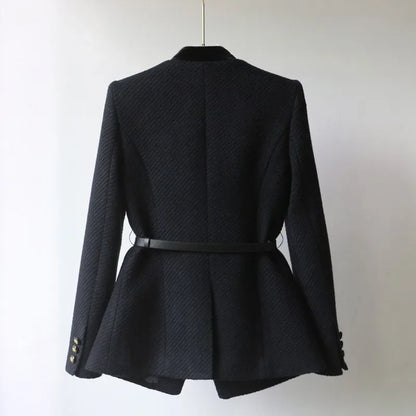 Bruna · Chaqueta elegante de lana