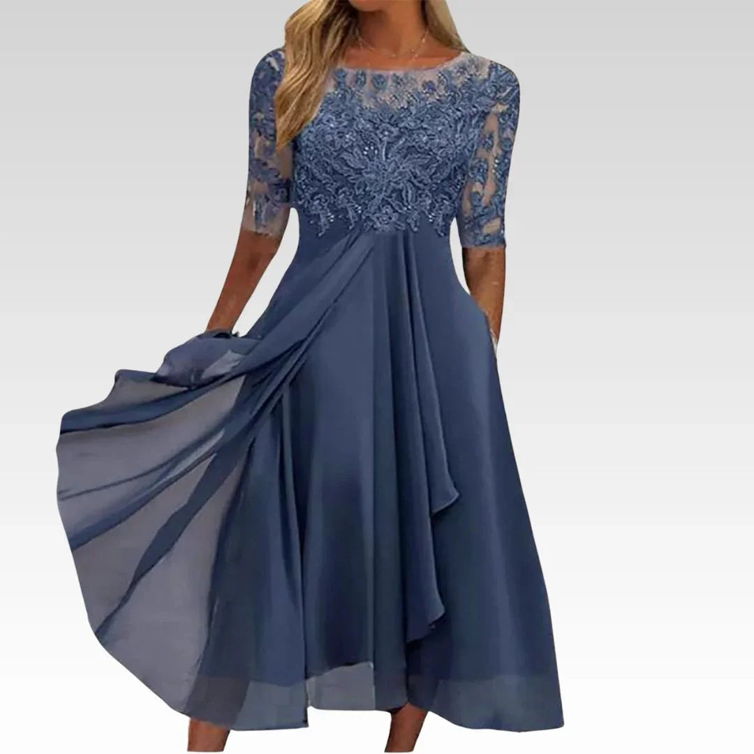 Renata · Vestido etéreo de encaje