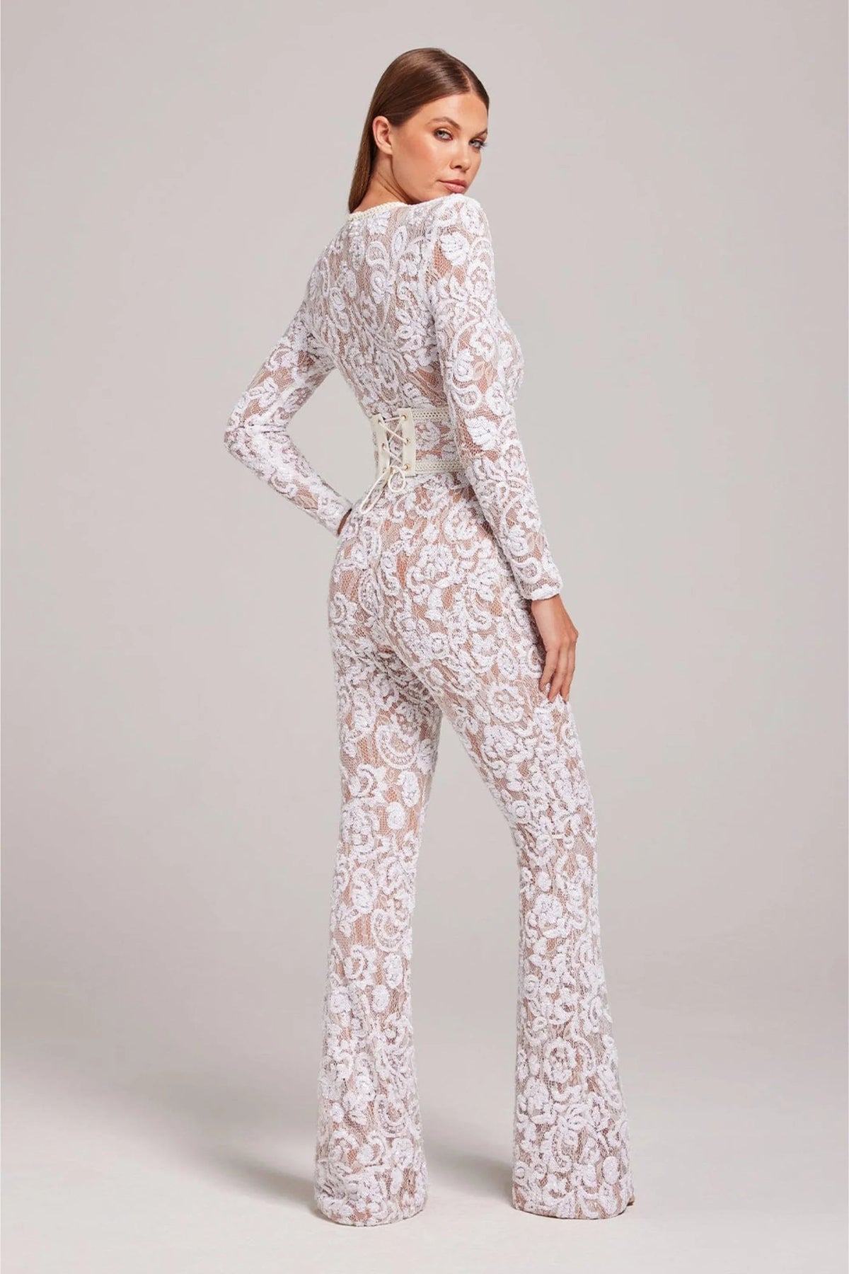 Renata · Mono elegante de encaje