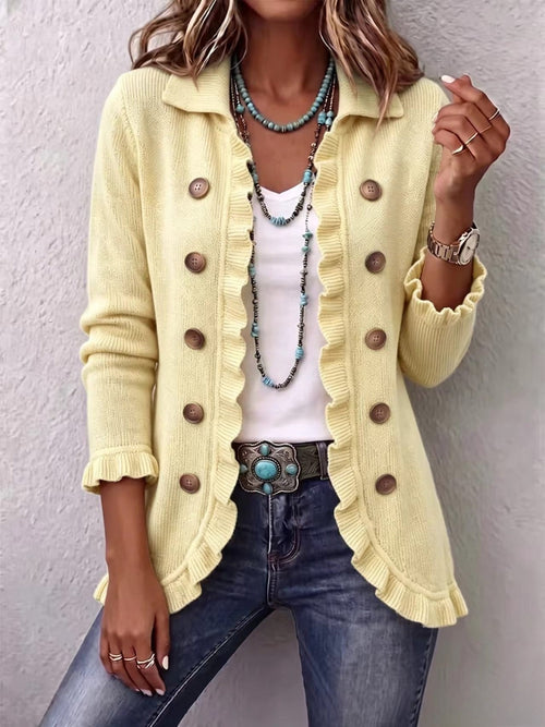 Liliana · Chaqueta de punto color crema con volantes