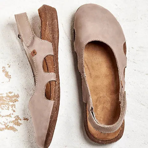 Selene · Zapatos destalonados de ante suave