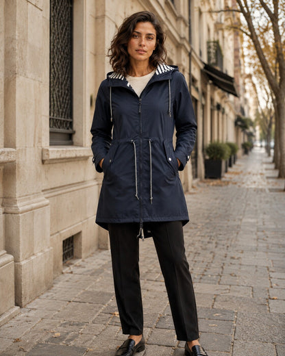 Mirella · Chaqueta impermeable y cómoda