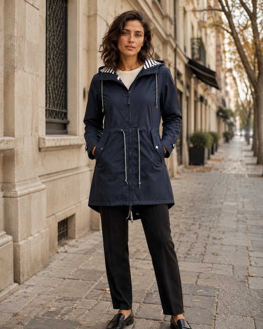 Mirella · Chaqueta impermeable y cómoda