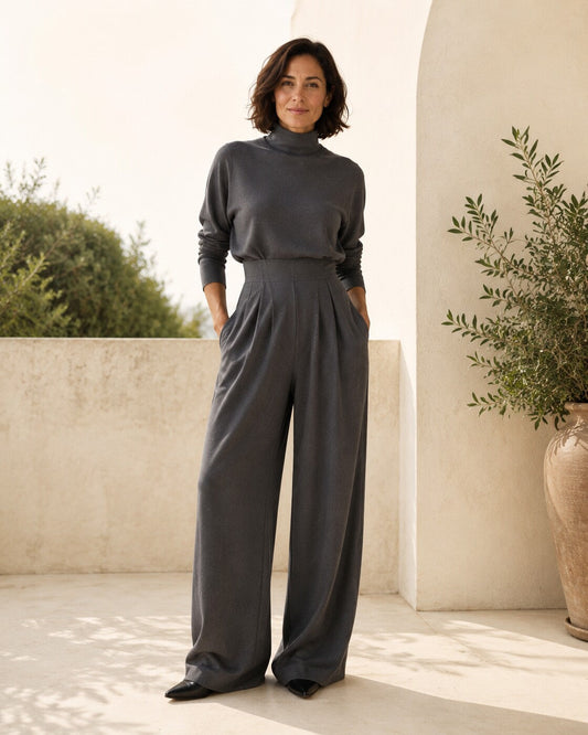 Prisca · Mono elegante