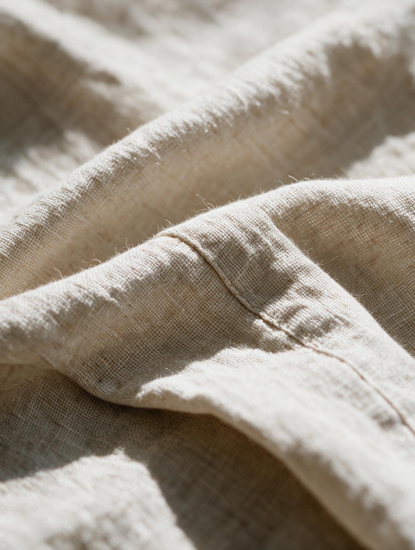 Amalfi · Vestido Midi de Lino — detalle de tejido