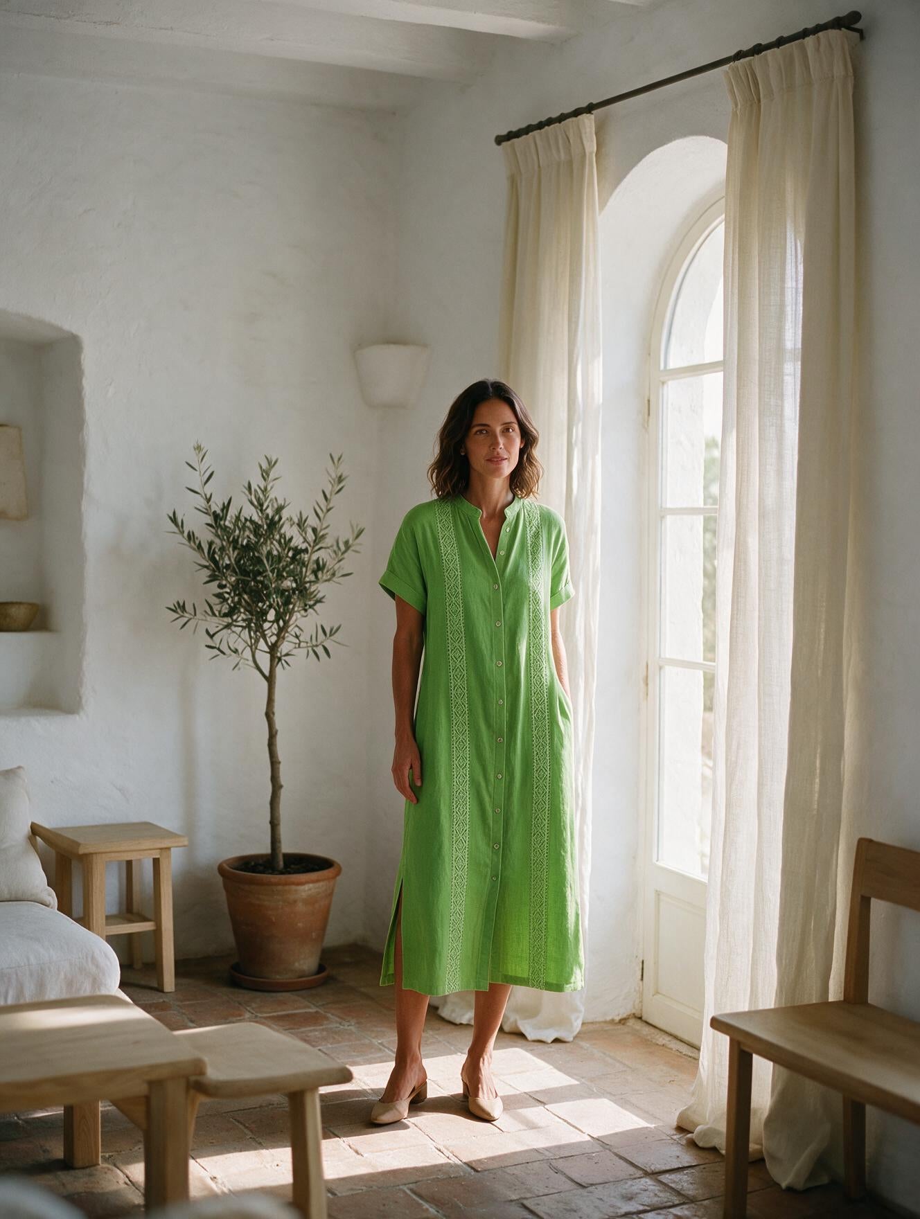 Ángeles · Vestido Midi de Lino con Cuello Mao — Verde, modelo vista frontal