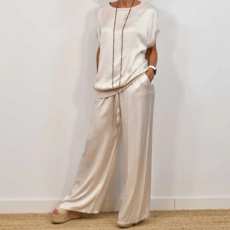 Rita · Conjunto de blusa y pantalón de seda